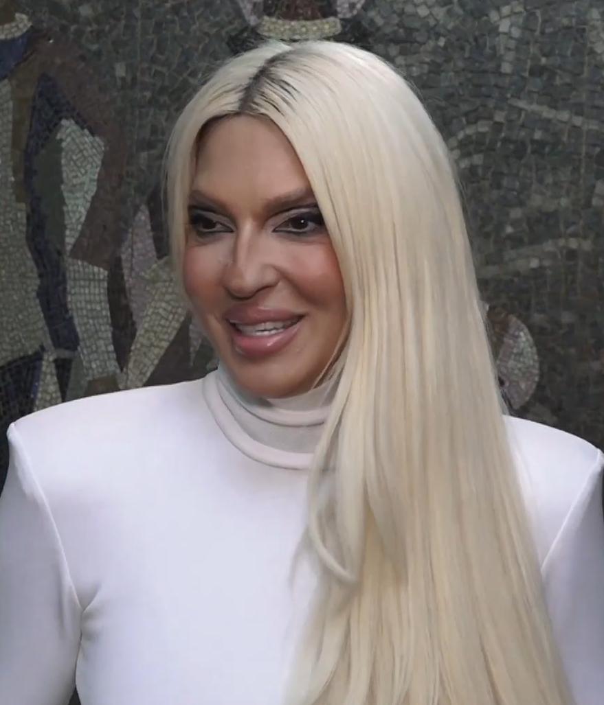 Jelena Karleuša: Fenomen iznad kontroverze i neosporivi svetski zvuk