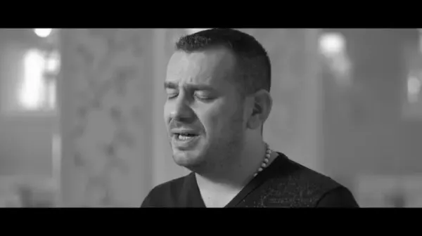 Peđa Medenica nasmejao publiku urnebesnom anegdotom: „Brate, ukucaj me na Guglu“